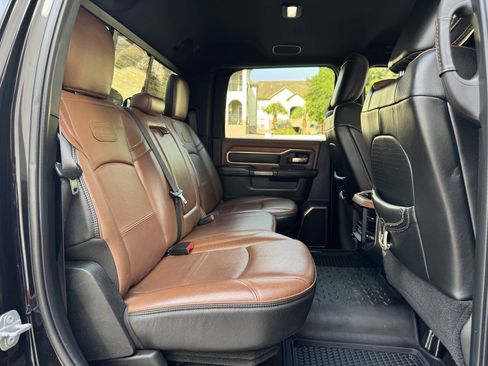 Used 2019 RAM 2500 Limited AWD/4WD image 17