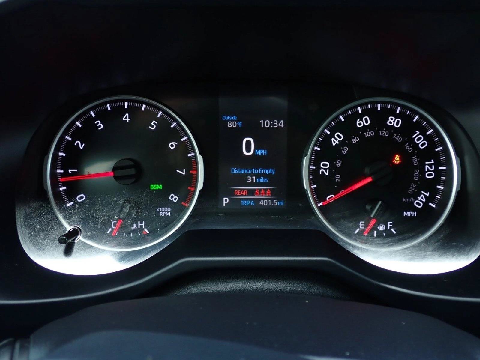 Certified 2021 Toyota RAV4 XLE Premium AWD/4WD image 28