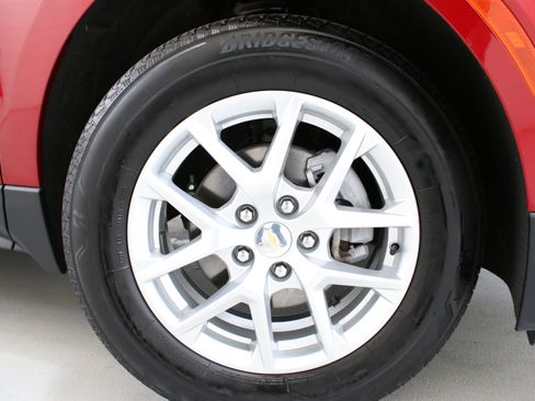 Used 2024 Chevrolet Equinox LT w/ LPO, Floor Liner Package AWD/4WD image 31