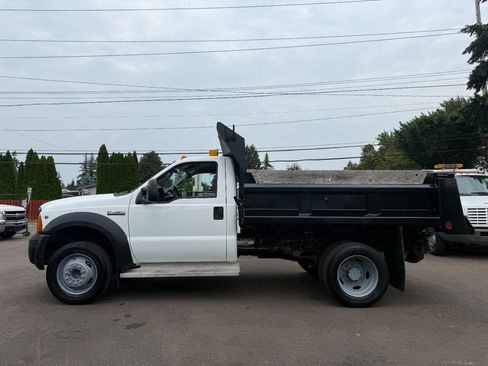 Used 2006 Ford F450 2WD Regular Cab Super Duty image 5