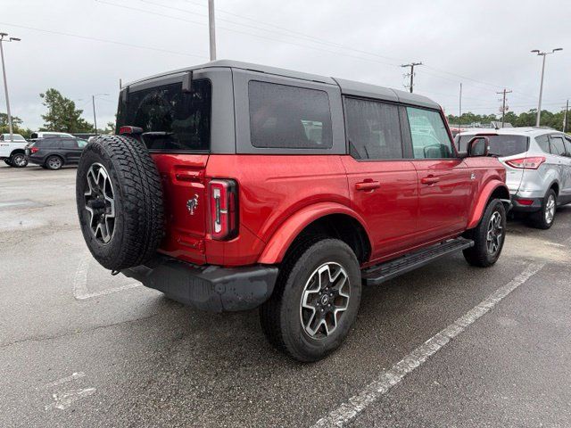 Used 2024 Ford Bronco Outer Banks AWD/4WD image 3