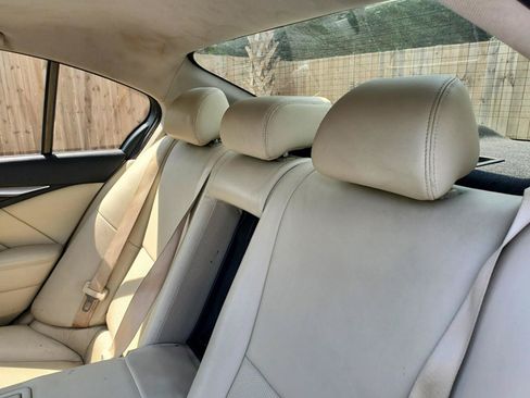 Used 2016 INFINITI Q50 3.0t Premium w/ Driver Assistance Package RWD image 21
