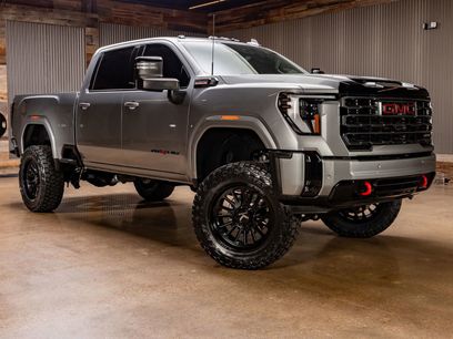 Used 2025 GMC Sierra 2500 AT4 w/ AT4 Premium Plus Package