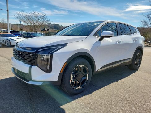 New 2026 Kia Sportage EX image 22