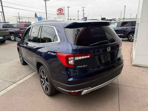 Used 2020 Honda Pilot Touring image 4