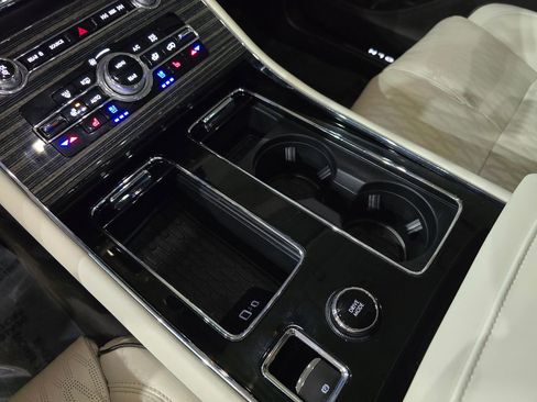 Used 2022 Lincoln Aviator Black Label w/ Dynamic Handling Package image 27