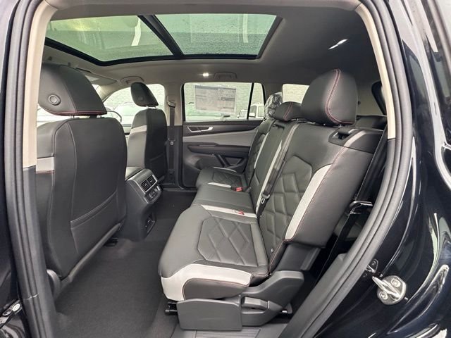 New 2026 Volkswagen Atlas Peak Edition AWD/4WD image 28