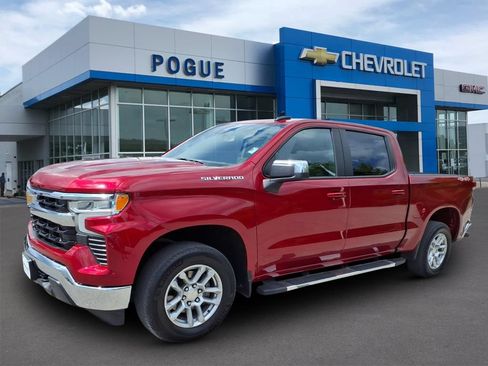 Used 2022 Chevrolet Silverado 1500 LT AWD/4WD image 4