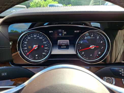 Used 2019 Mercedes-Benz E 300 4MATIC image 21