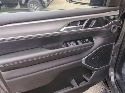 New 2026 Jeep Grand Wagoneer 4WD image 16