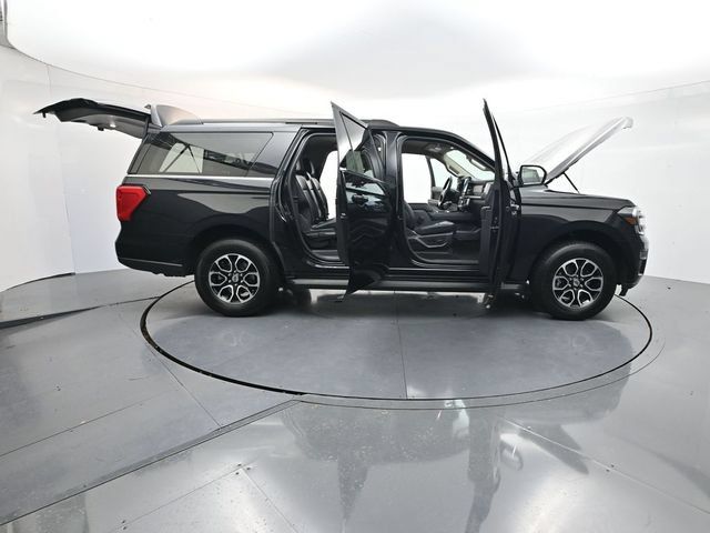 Used 2024 Ford Expedition Max XLT AWD/4WD image 31