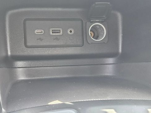 Used 2019 Chevrolet Equinox LS FWD image 26