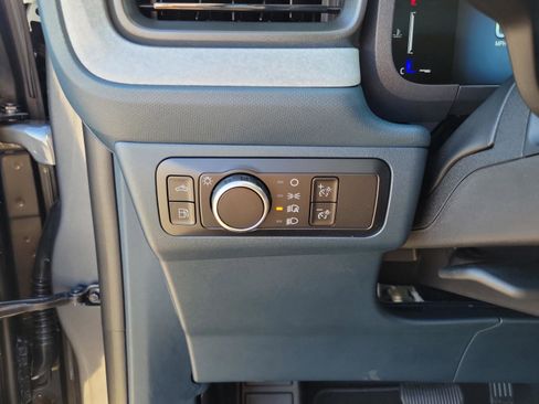 New 2026 Ford Maverick XLT w/ XLT Luxury Package image 9