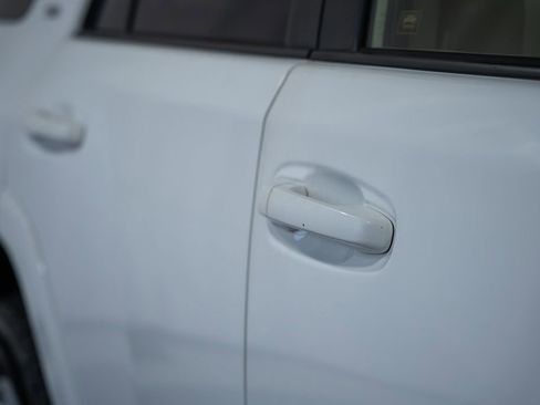 Used 2014 Toyota 4Runner SR5 Premium image 15