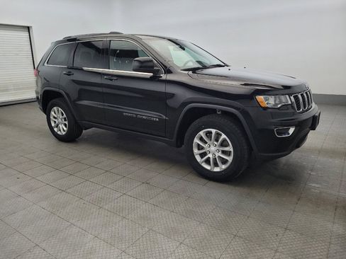 Used 2021 Jeep Grand Cherokee Laredo image 11