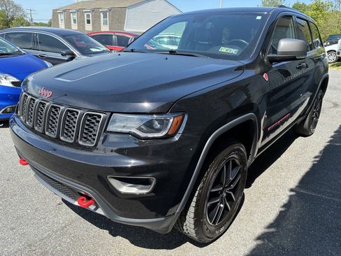 Used 2020 Jeep Grand Cherokee Trailhawk w/ Trailhawk Luxury Group AWD/4WD image 12