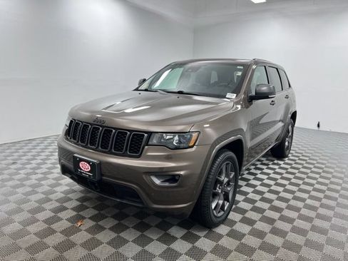 Used 2021 Jeep Grand Cherokee Limited w/ Quick Order Package 28K 80th AWD/4WD image 2
