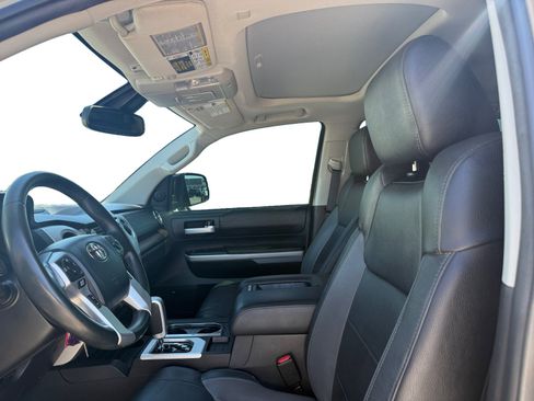 Used 2019 Toyota Tundra Limited w/ Limited Premium Package AWD/4WD image 10