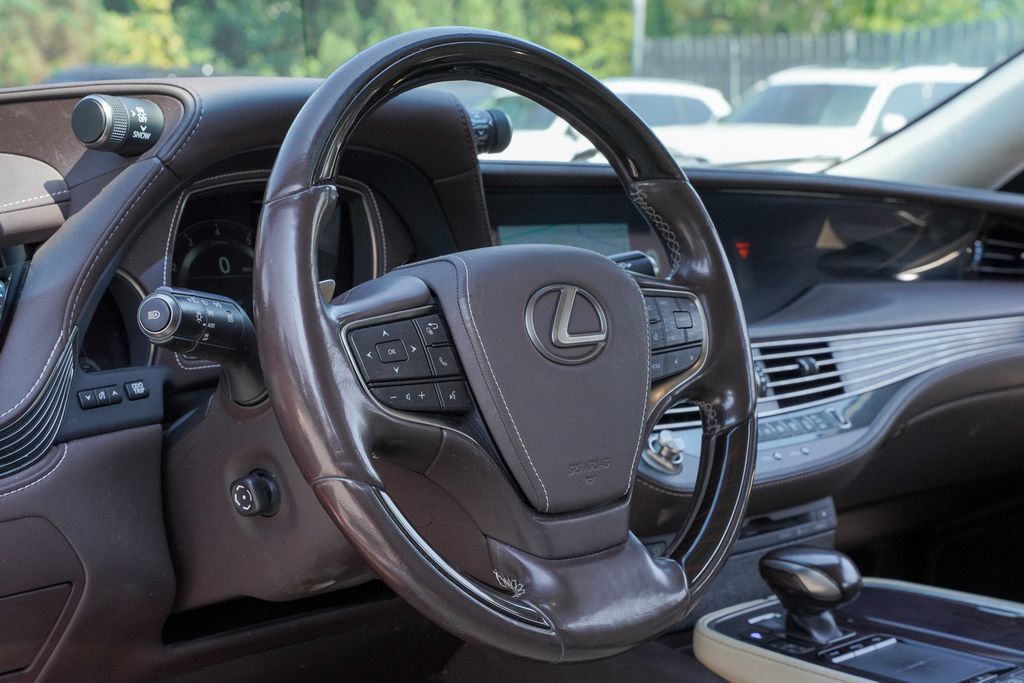 Used 2018 Lexus LS 500 AWD w/ Interior Upgrade Package image 6