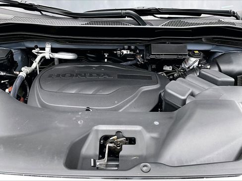 Used 2025 Honda Passport EX-L image 36