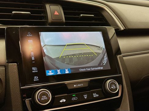 Used 2018 Honda Civic EX image 22