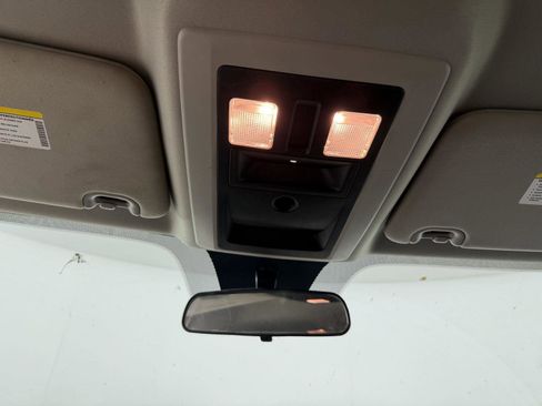 Used 2017 RAM 1500 Express AWD/4WD image 24