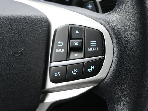Used 2021 Ford Explorer XLT w/ Equipment Group 202A AWD/4WD image 7