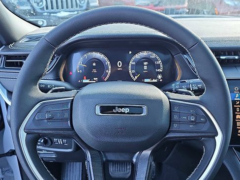 New 2026 Jeep Grand Cherokee Limited image 15