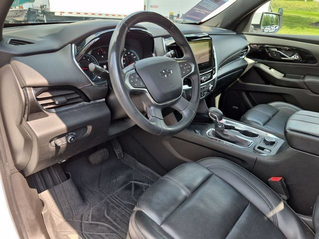 Used 2023 Chevrolet Traverse RS w/ LPO, Floor Liner Package AWD/4WD image 12