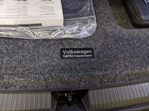 New 2026 Volkswagen Tiguan SE R-Line image 27