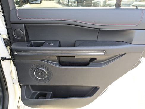 Certified 2022 Ford Expedition Limited image 43