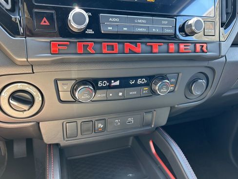 New 2025 Nissan Frontier PRO-4X w/ Tow Package image 31