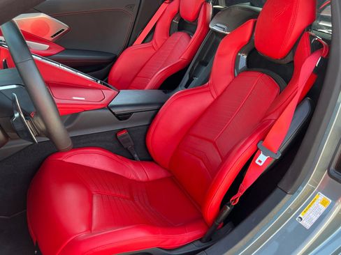 Used 2024 Chevrolet Corvette Stingray Preferred Cpe w/ Z51 Performance Package RWD image 5