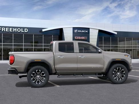 New 2026 GMC Canyon Denali image 5