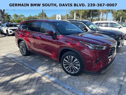 Used 2021 Toyota Highlander Platinum image 15