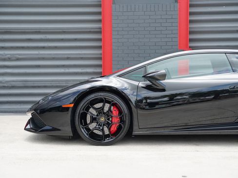 Used 2015 Lamborghini Huracan LP 610-4 AWD/4WD image 9
