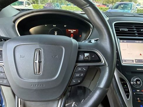 Used 2020 Lincoln Nautilus Reserve FWD image 31
