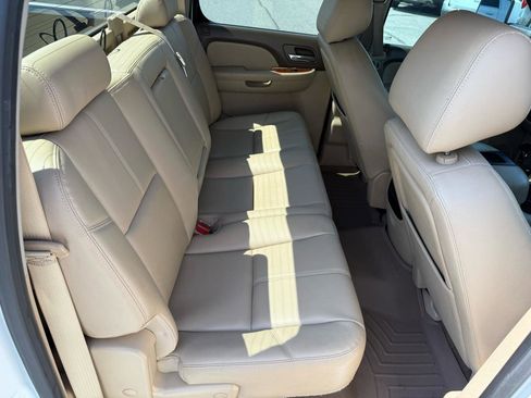 Used 2013 GMC Sierra 2500 SLT w/ SLT Convenience Package image 17