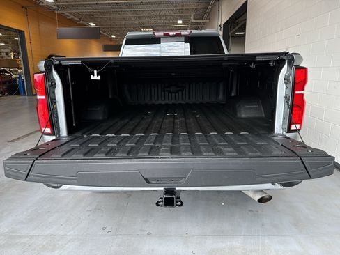 Used 2024 Chevrolet Silverado 2500 LTZ w/ LTZ Premium Package AWD/4WD image 23