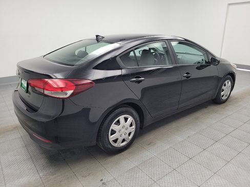 Used 2017 Kia Forte LX FWD image 9