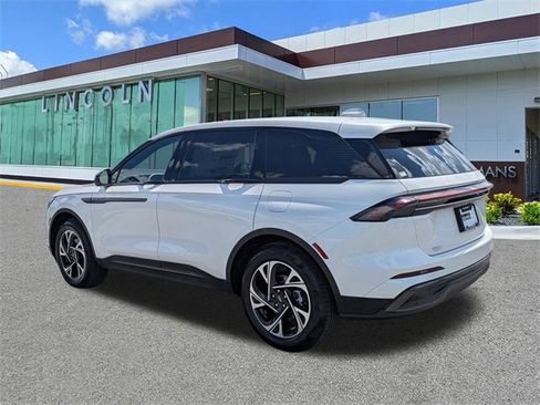 New 2025 Lincoln Nautilus Premier w/ Jet Appearance Package image 6