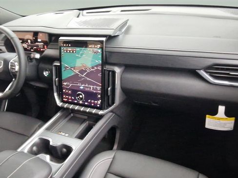 New 2025 GMC Acadia Elevation w/ Elevation Premium Package image 14