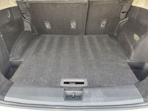 Used 2024 Nissan Rogue SV image 26