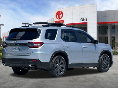 Used 2025 Honda Pilot Sport