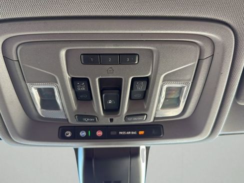 Used 2019 Chevrolet Silverado 1500 LTZ w/ LTZ Premium Package image 31