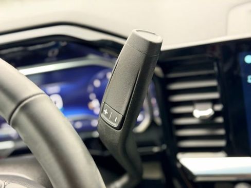 Used 2024 Chevrolet Silverado 1500 LT w/ Z71 Off-Road Package image 13