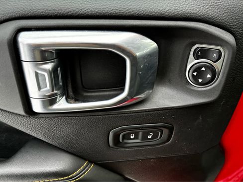 Used 2024 Jeep Wrangler Sahara w/ Dual Top Group image 16