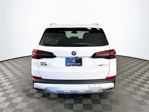 Used 2023 BMW X5 xDrive45e w/ Climate Comfort Package image 8