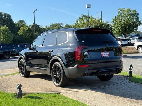 Used 2021 Kia Telluride EX w/ EX Premium Package AWD/4WD image 5