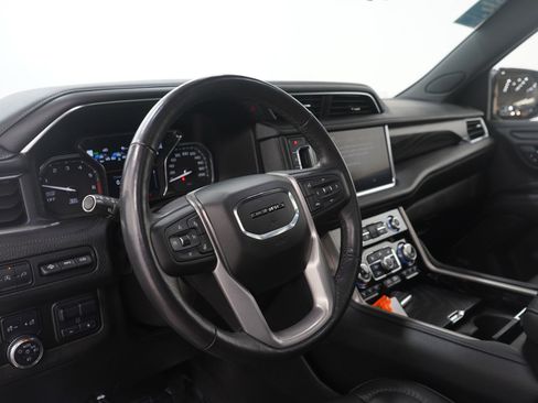Used 2021 GMC Yukon XL Denali w/ Denali Ultimate Package image 29